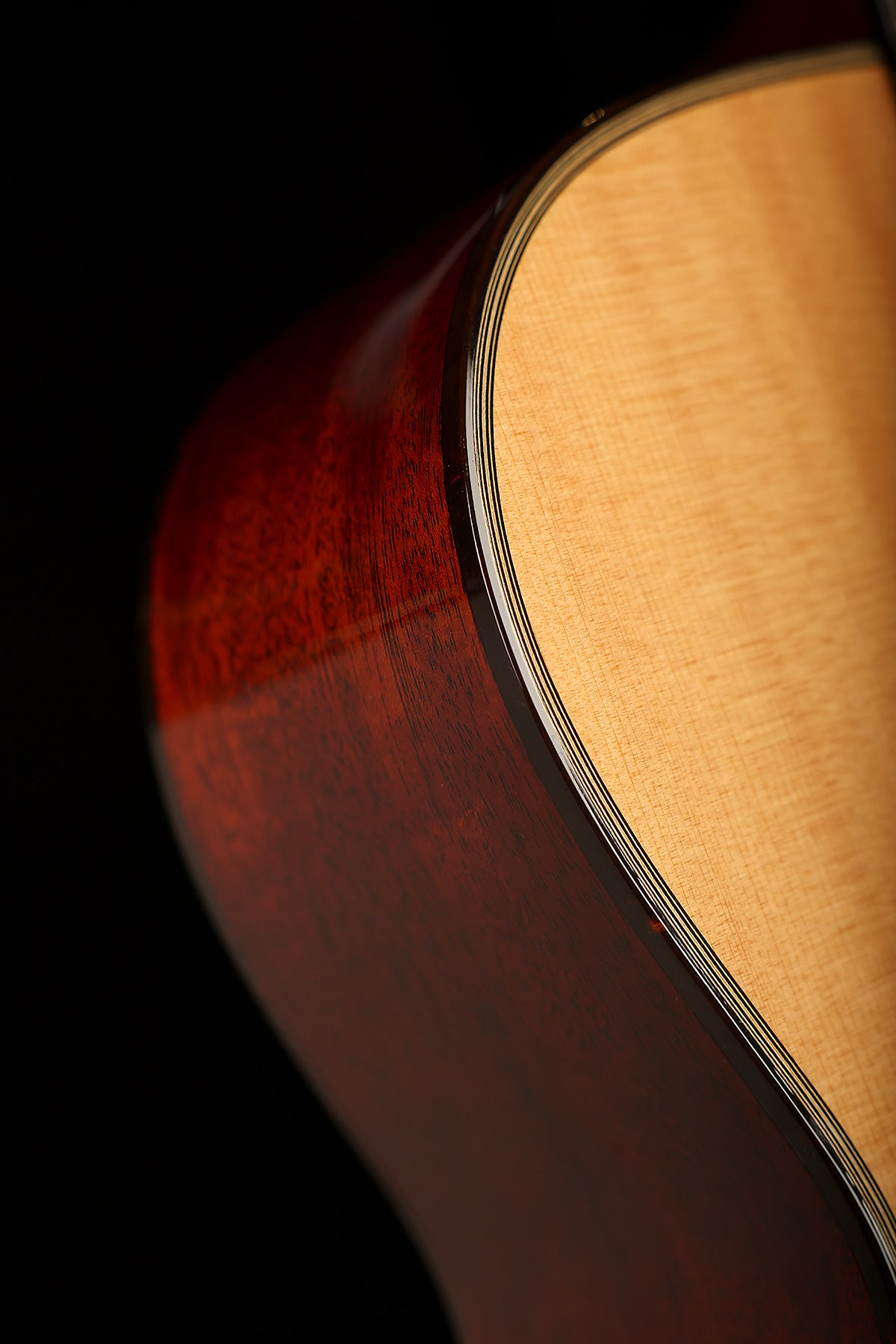 Santa Cruz OM Grand 'Sitka Spruce / Mahogany' Preowned 2012