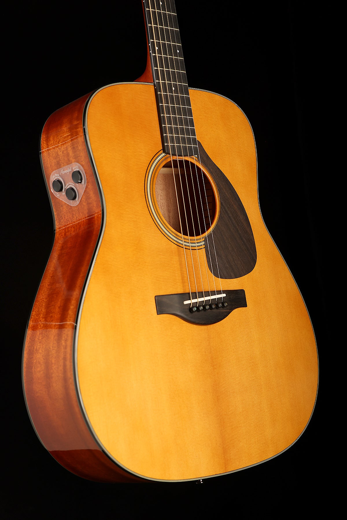 Yamaha FGX5 Red Label Preowned 2026