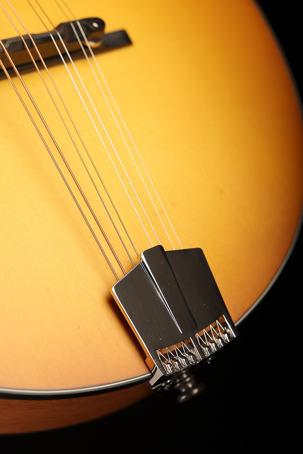 Eastman PCH-M104-GB 'Goldburst' A-Style Oval Hole Mandolin
