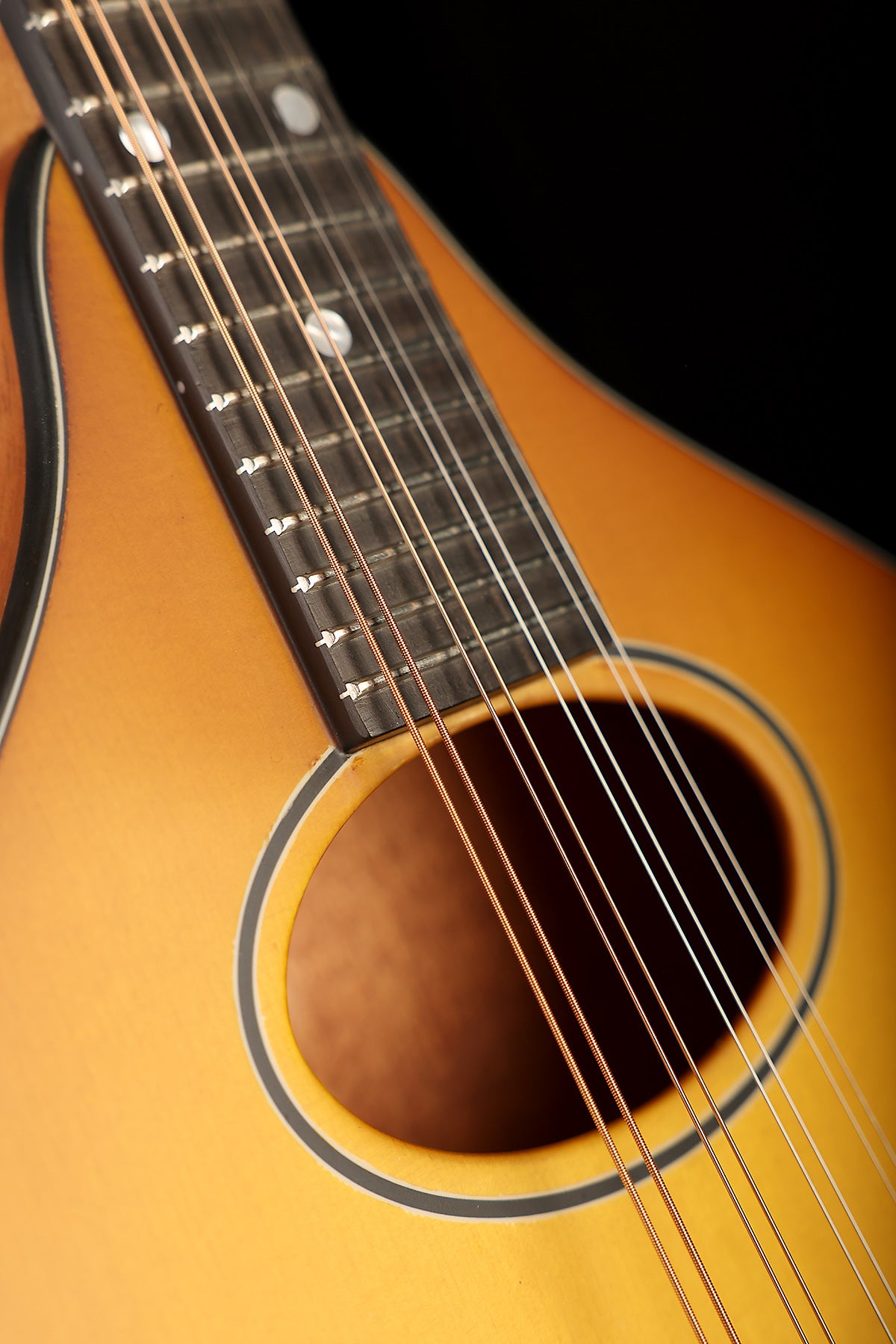 Eastman PCH-M104-GB 'Goldburst' A-Style Oval Hole Mandolin