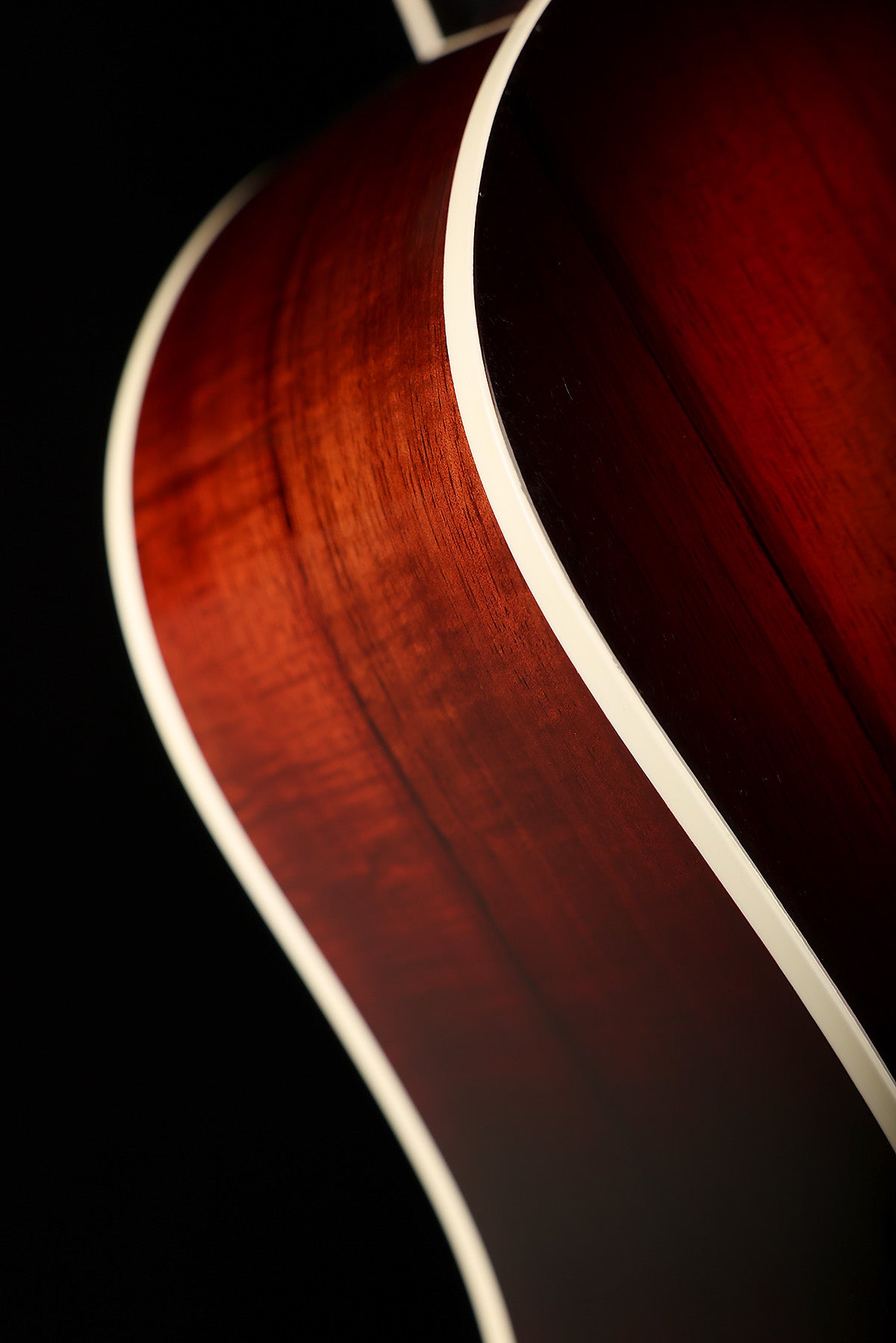 Maton Custom Shop Dreadnought 'Bunya Pine / Victorian Blackwood Triburst' Preowned 2016