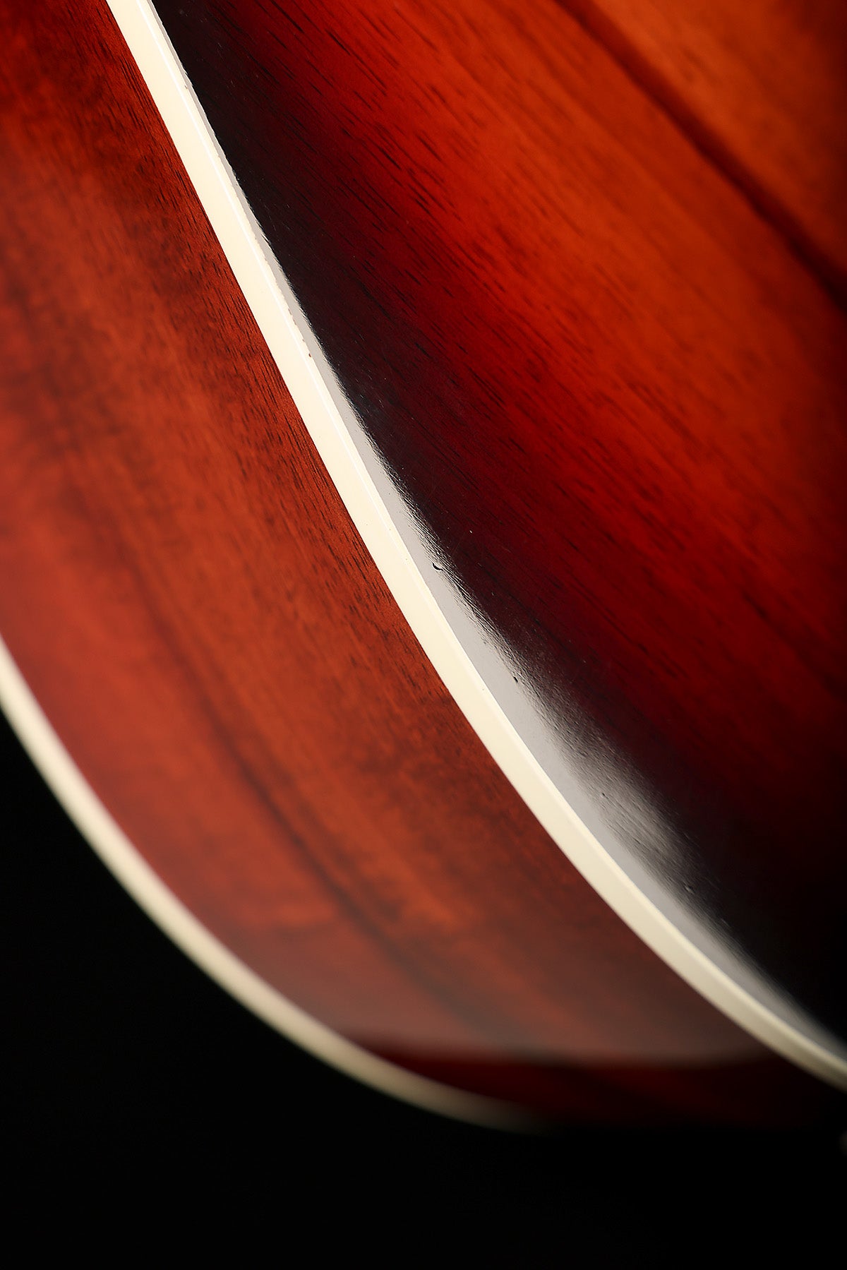 Maton Custom Shop Dreadnought 'Bunya Pine / Victorian Blackwood Triburst' Preowned 2016