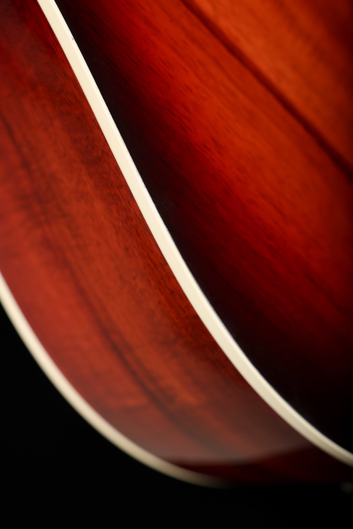 Maton Custom Shop Dreadnought 'Bunya Pine / Victorian Blackwood Triburst' Preowned 2016