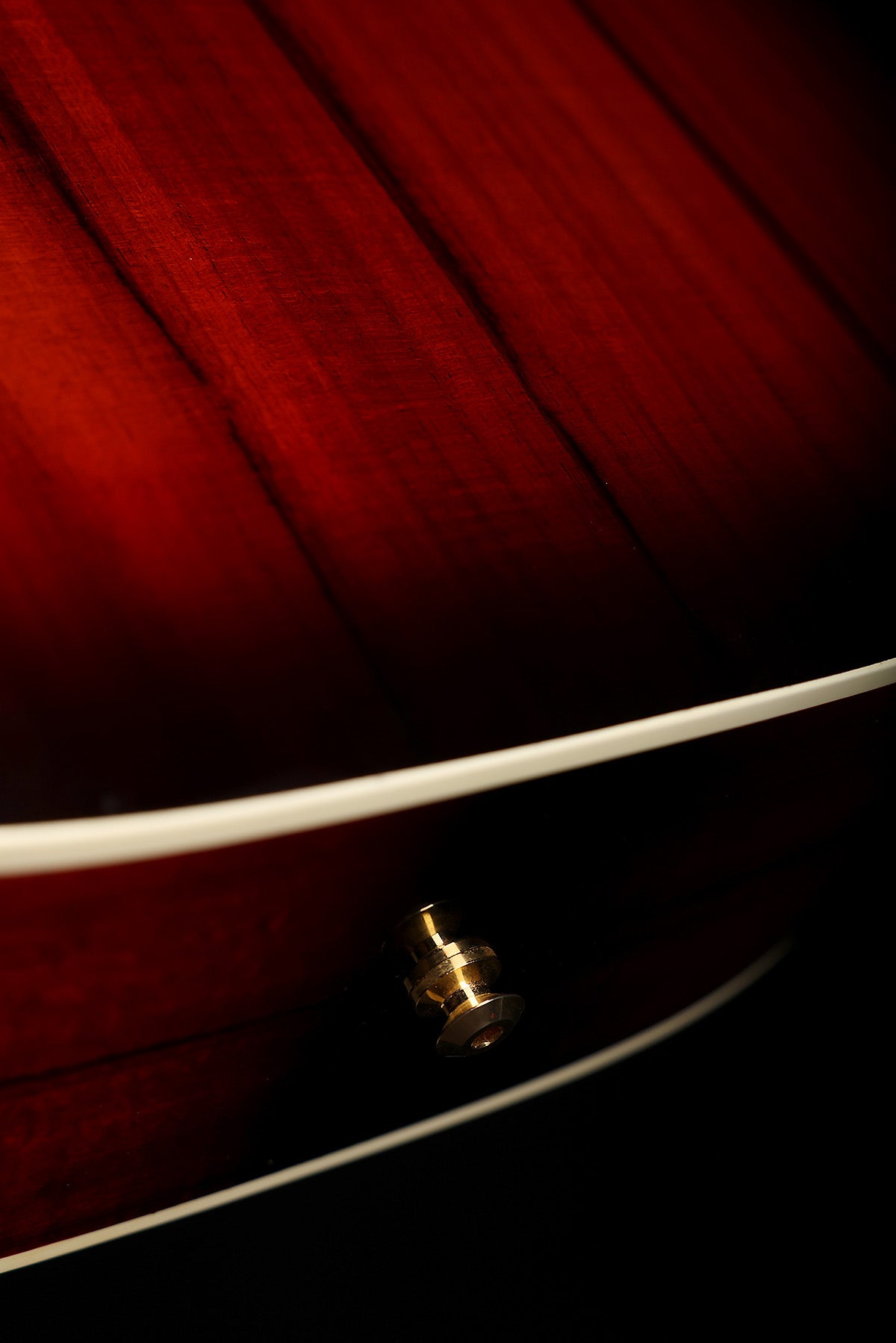 Maton Custom Shop Dreadnought 'Bunya Pine / Victorian Blackwood Triburst' Preowned 2016