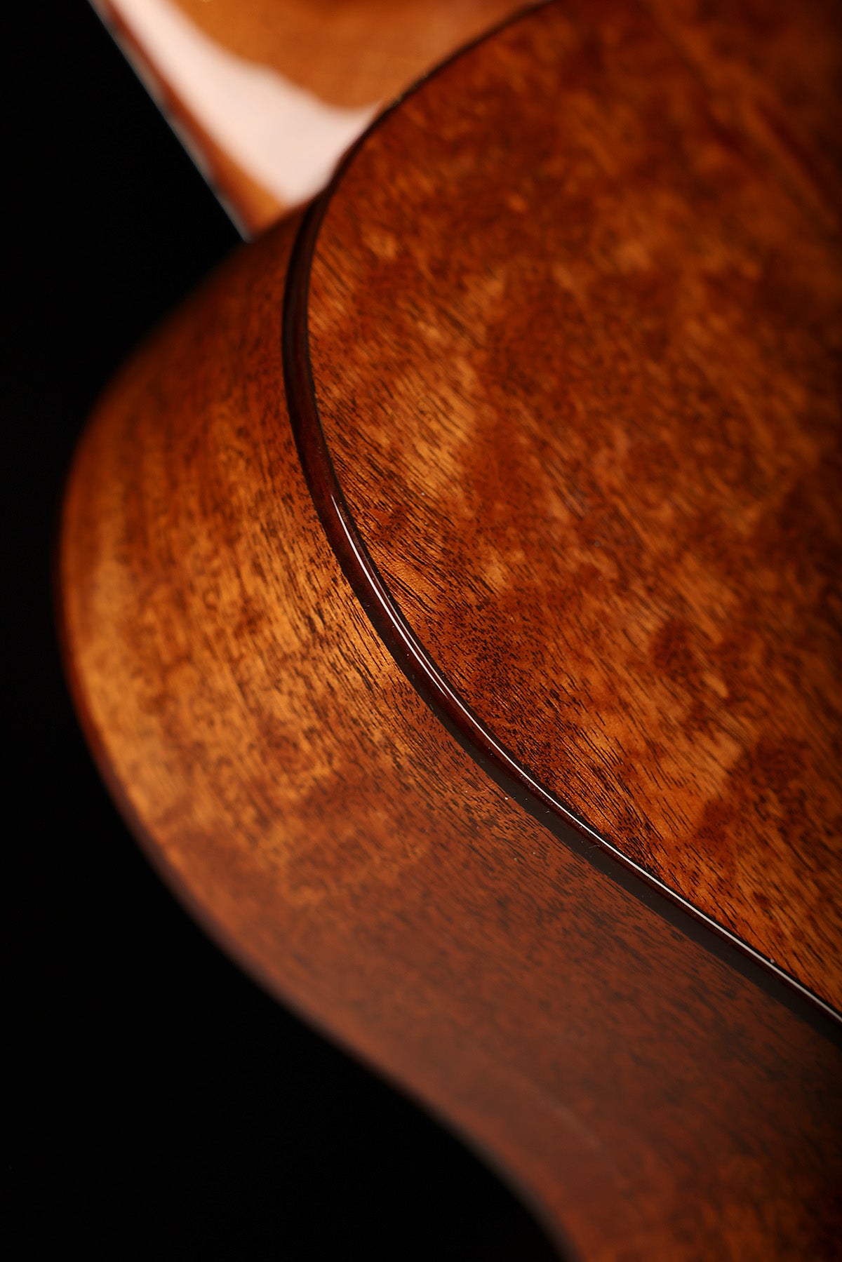Martin Custom Shop 00SS 'Adirondack / Figured Mahogany' Slope Shoulder Acoustic Guitar