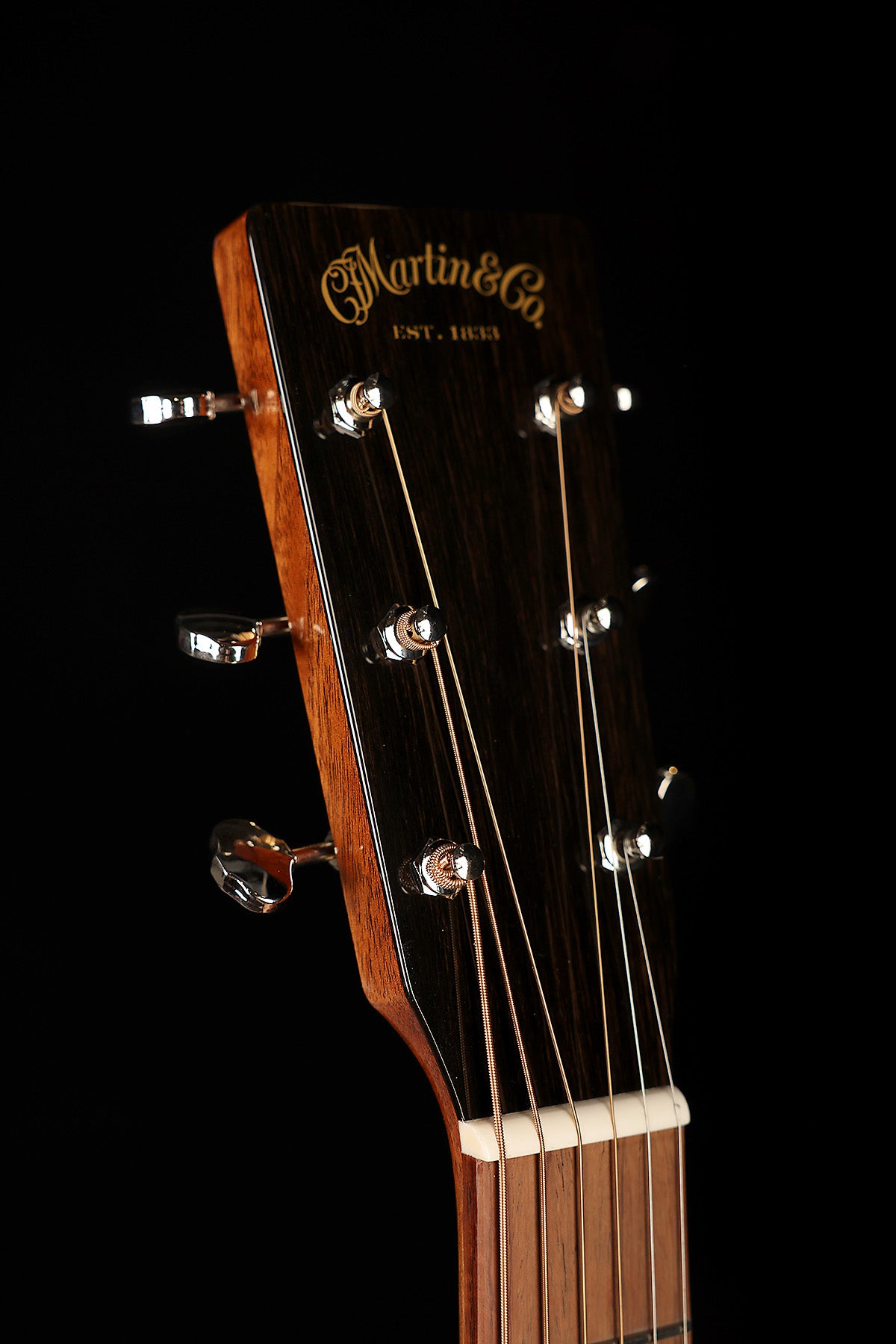 Martin Custom Shop 00SS 'Adirondack / Figured Mahogany' Slope Shoulder Acoustic Guitar