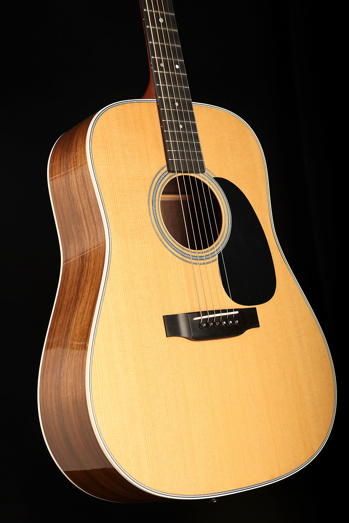 Martin D-28 Preowned 2014