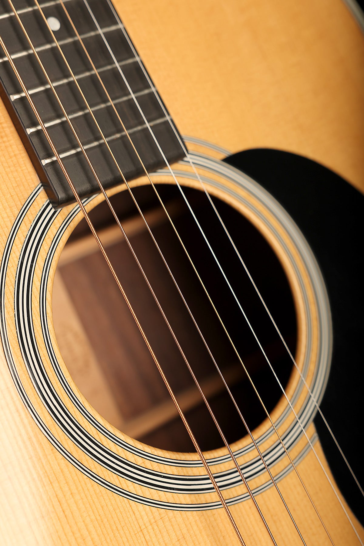 Martin D-28 Preowned 2014
