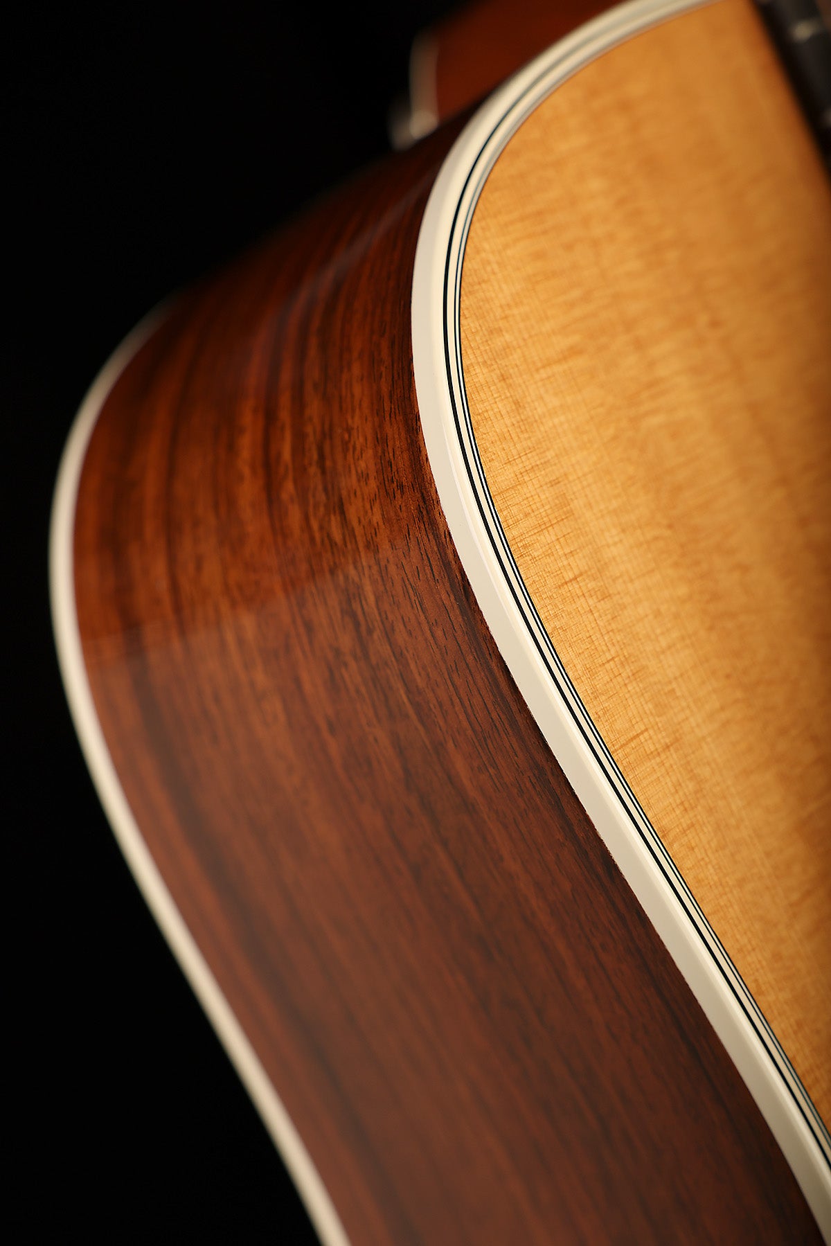 Martin D12-28 Preowned 2004