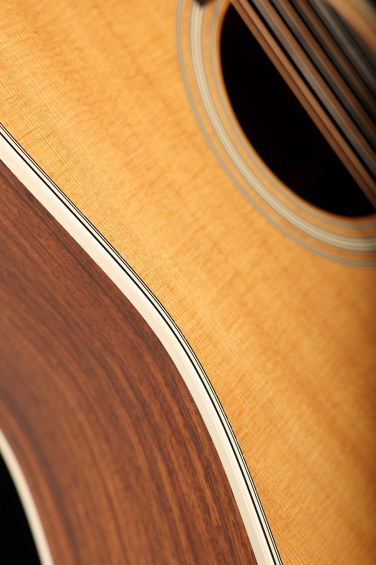 Martin D12-28 Preowned 2004