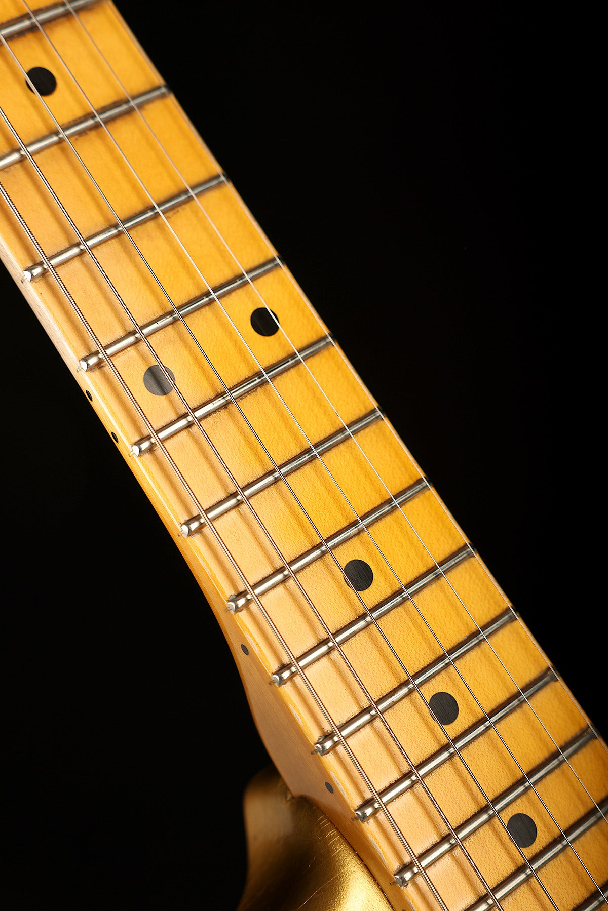 Fender Custom Shop Limited 1962 Stratocaster Journeyman Relic 'Aztec Gold' Preowned 2021