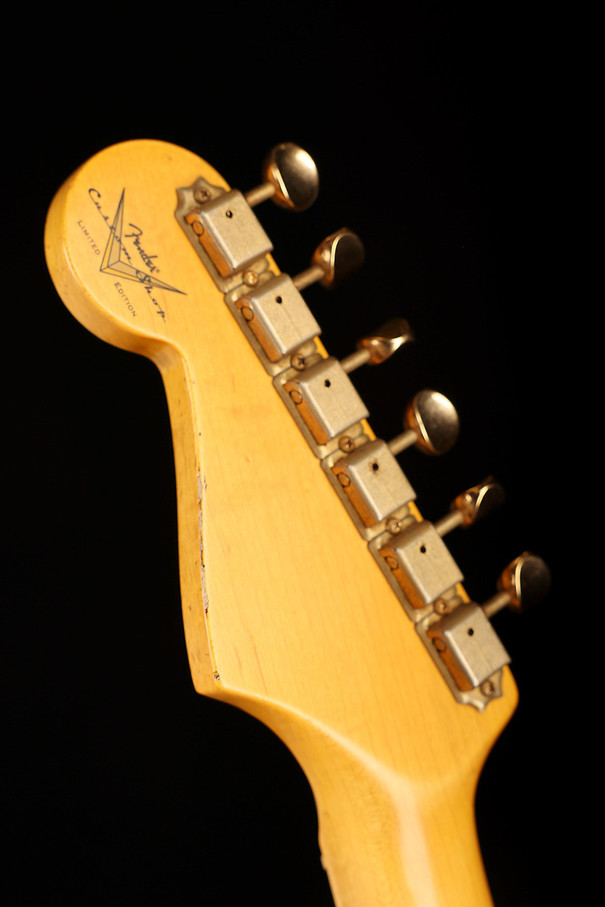 Fender Custom Shop Limited 1962 Stratocaster Journeyman Relic 'Aztec Gold' Preowned 2021