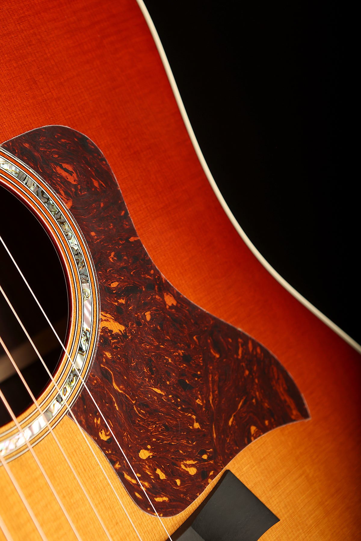 Taylor Legacy 810e Special Edition &#39;Heritage Burst&#39; Acoustic Electric Guitar