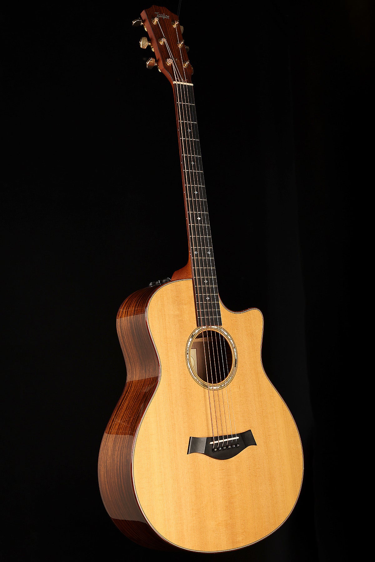 Taylor Baritone-6 Grand Symphony 'Spruce / Rosewood' Preowned 2011