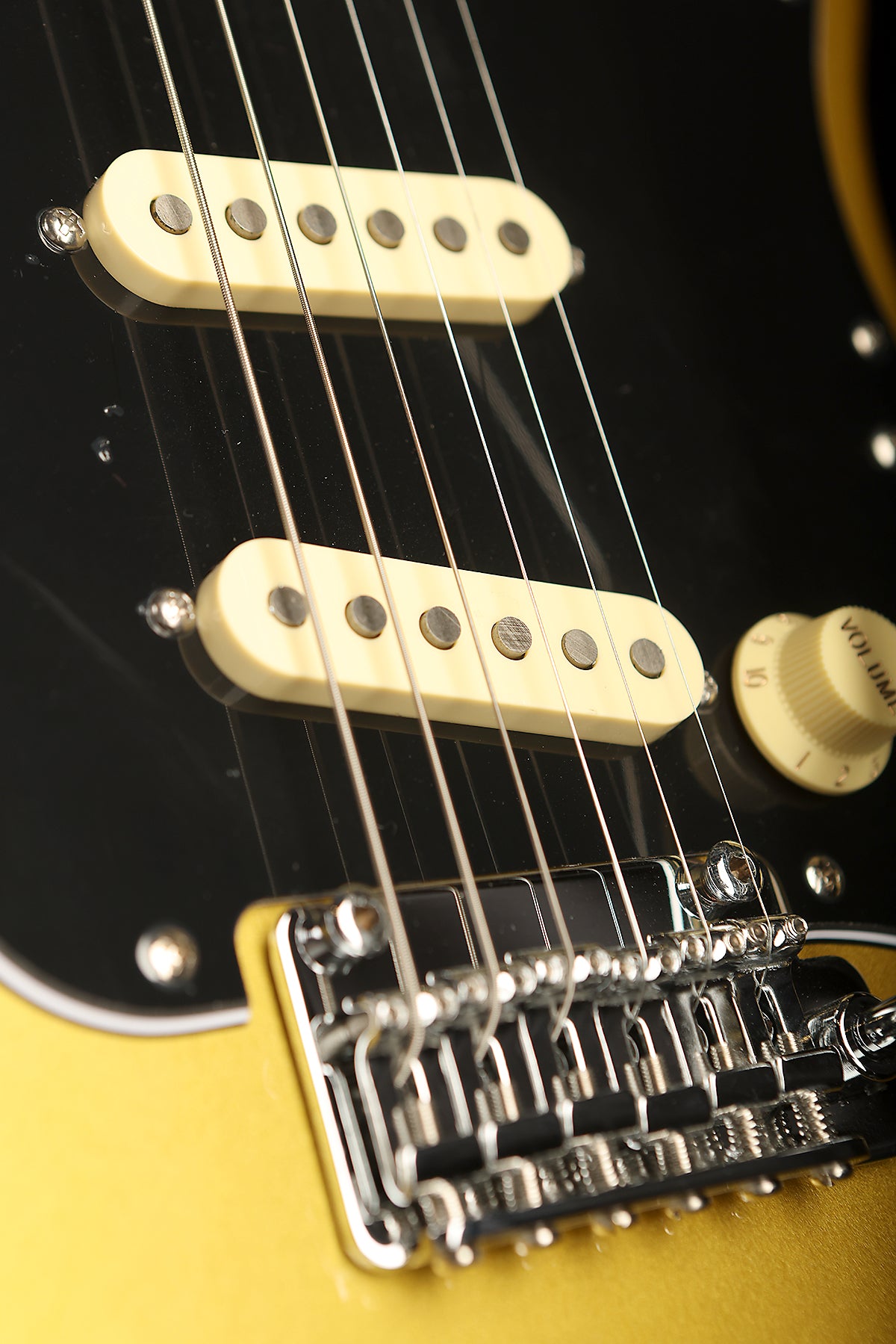 Sire S7 SSS New Gen &#39;Metallic Gold&#39; Larry Carlton Signature Electric Guitar