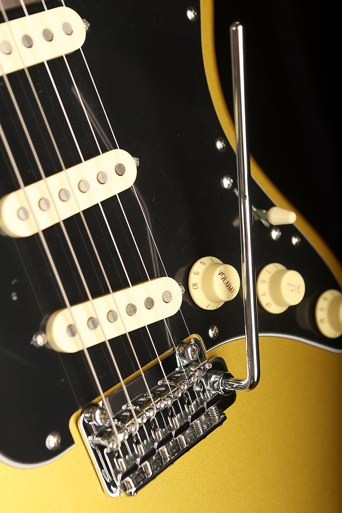 Sire S7 SSS New Gen &#39;Metallic Gold&#39; Larry Carlton Signature Electric Guitar