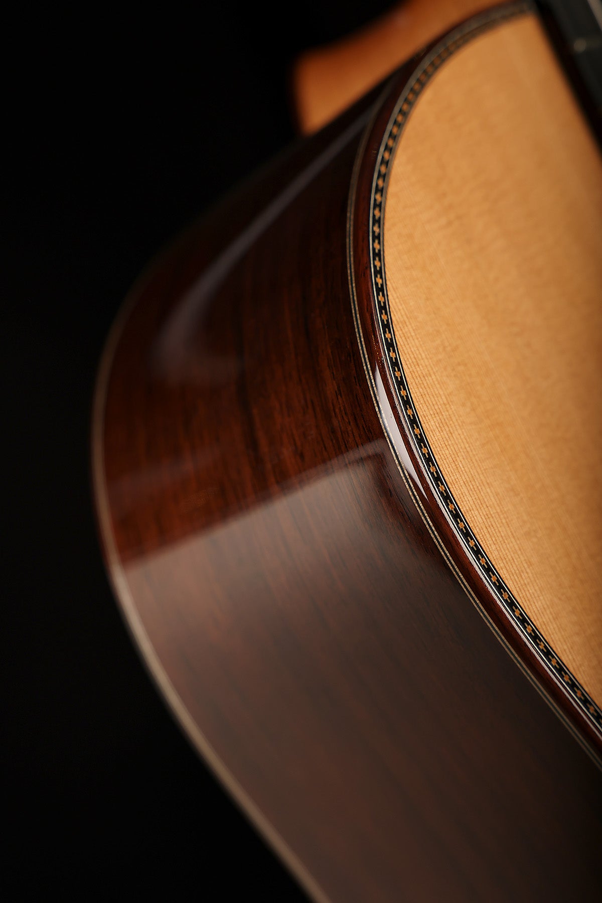 Altamira L'Orfeo Cedar / Madagascar Rosewood Classical Guitar