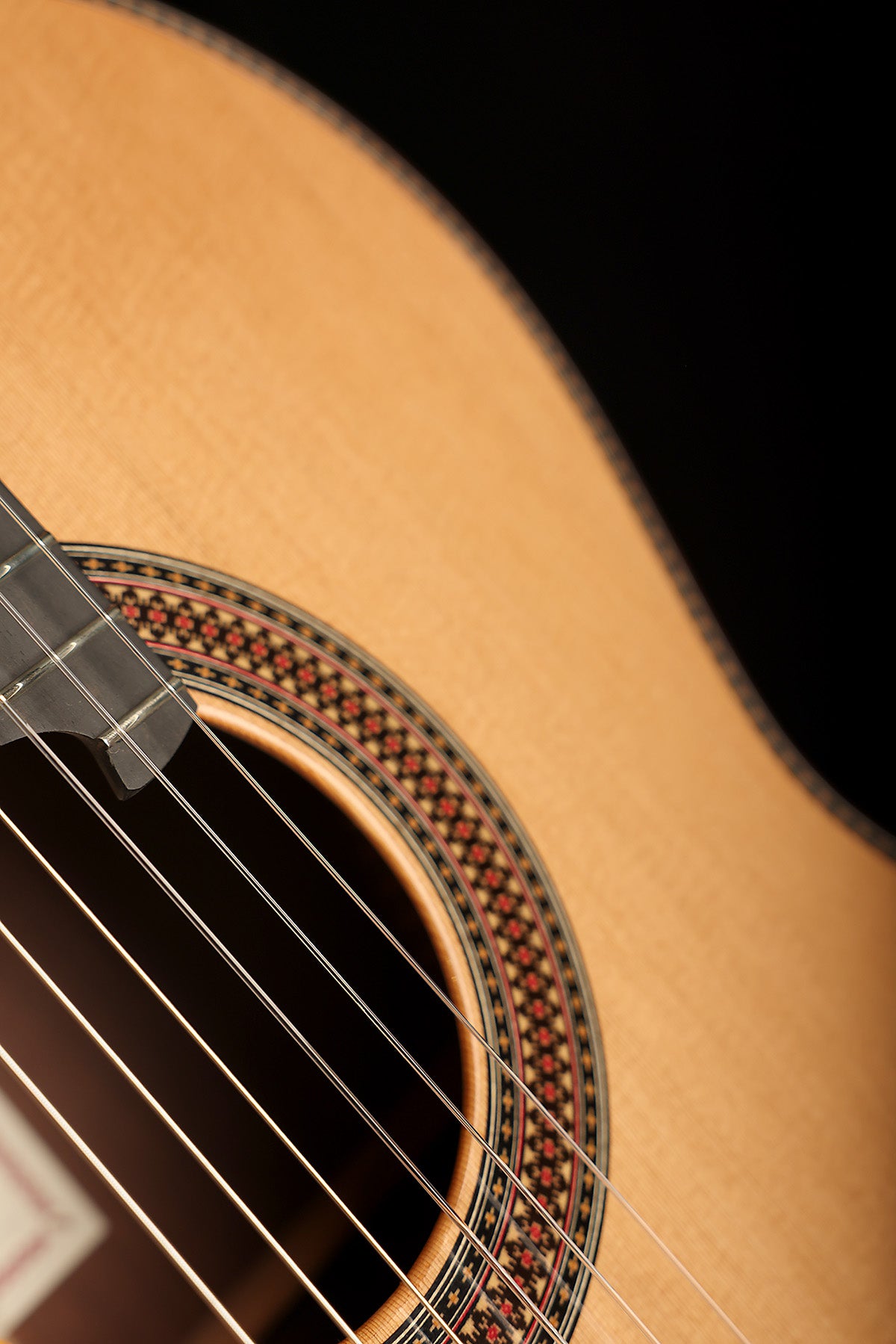 Altamira L'Orfeo Cedar / Madagascar Rosewood Classical Guitar