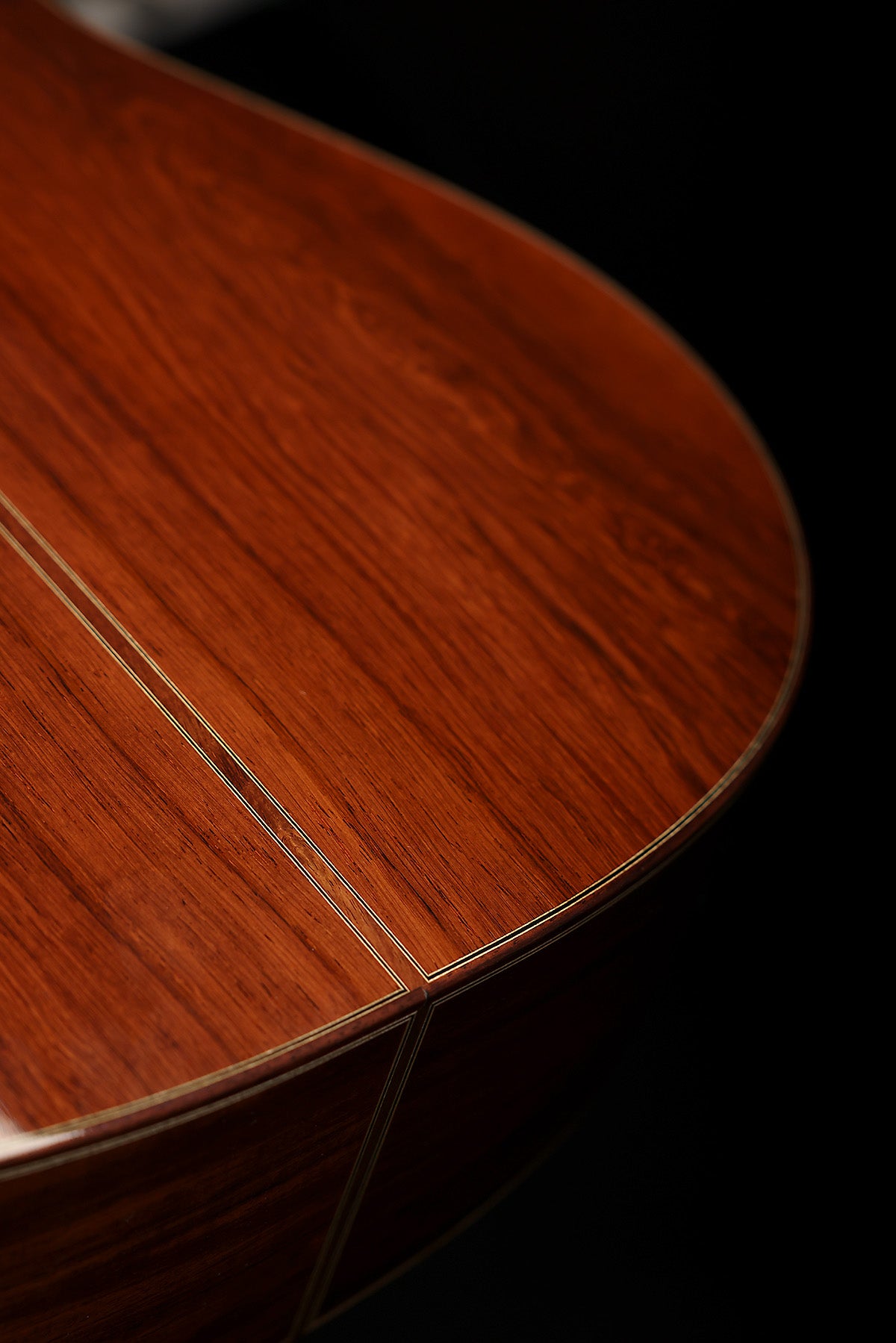Altamira L'Orfeo Cedar / Madagascar Rosewood Classical Guitar