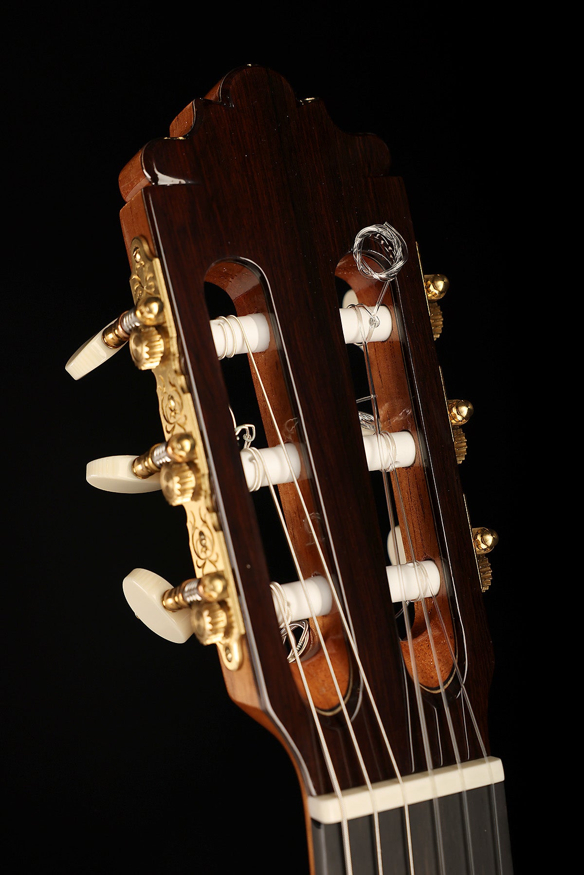 Altamira L'Orfeo Cedar / Madagascar Rosewood Classical Guitar