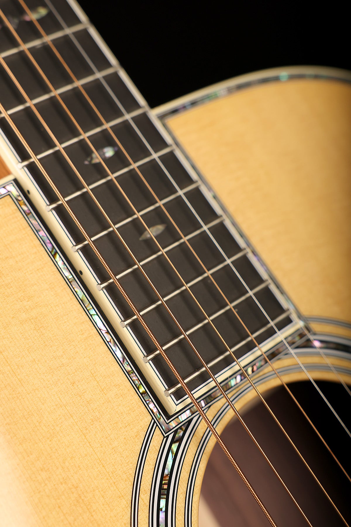Martin OM-42 Acoustic Guitar: Standard Series