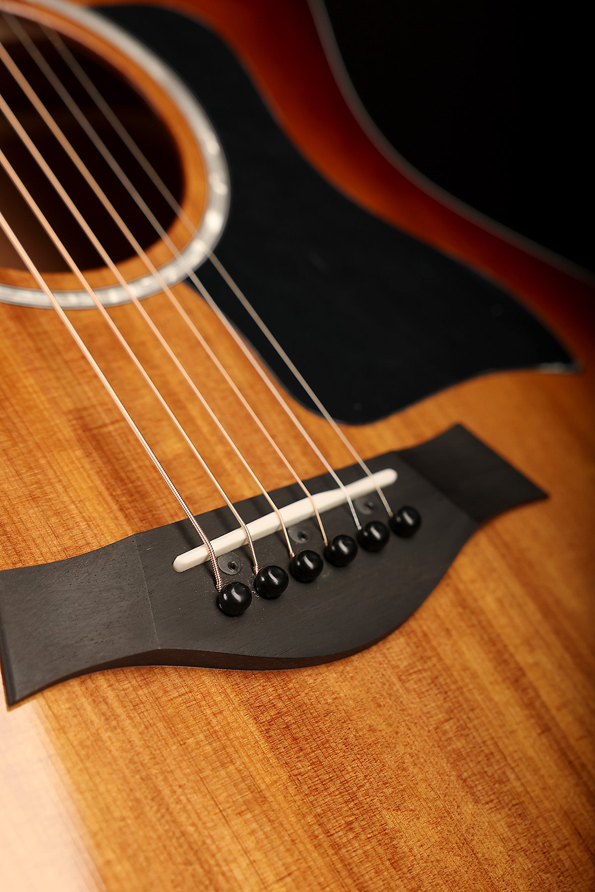 Taylor 214ce-K DLX 'Sunburst' Acoustic Electric Guitar