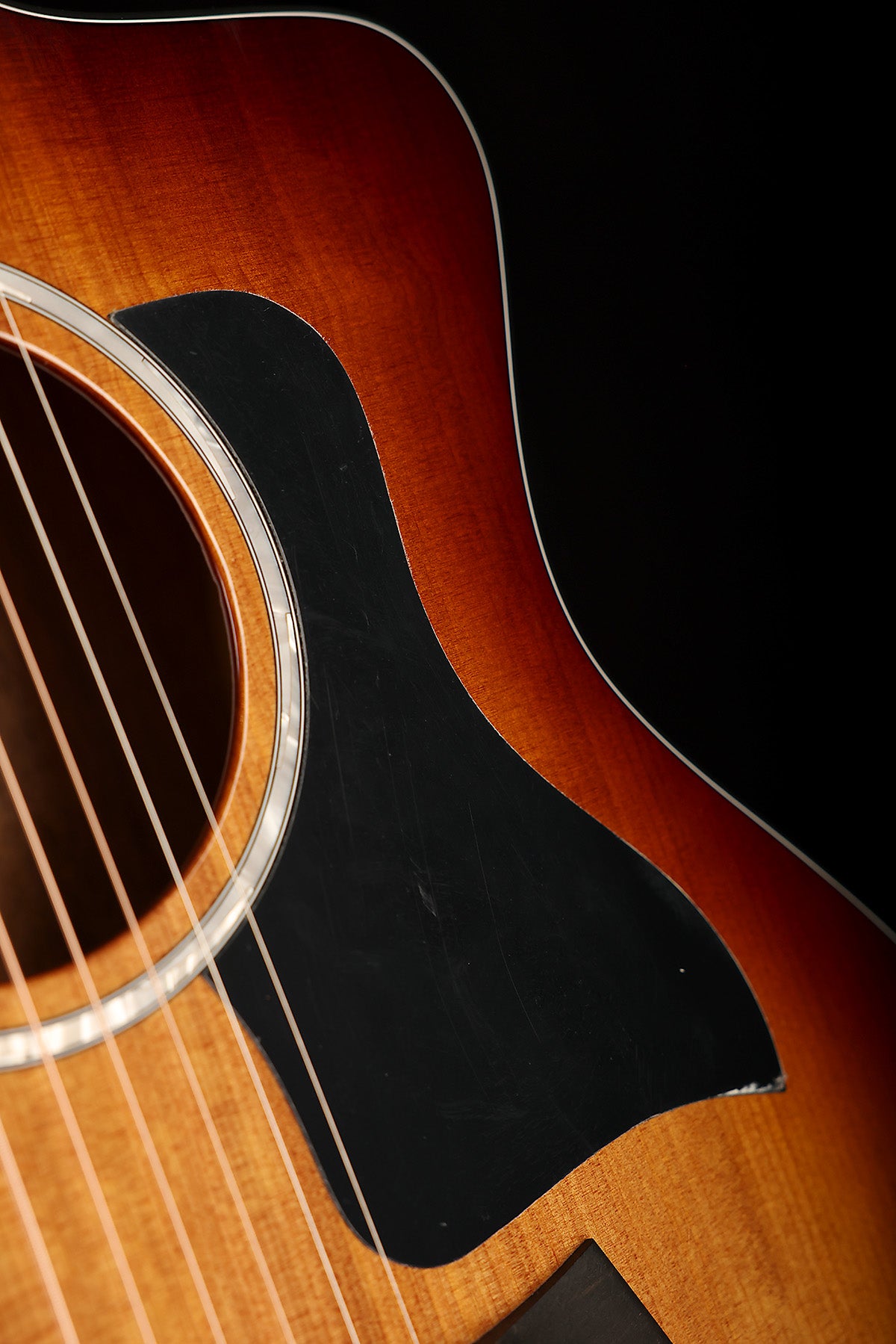 Taylor 214ce-K DLX 'Sunburst' Acoustic Electric Guitar