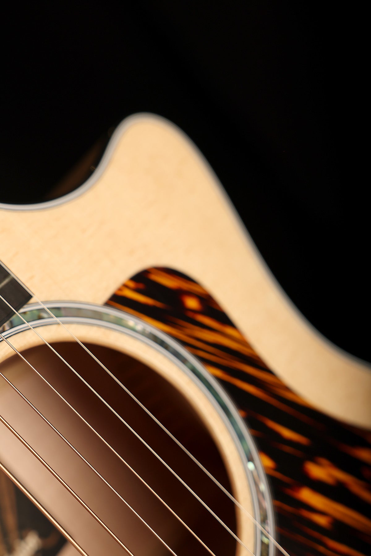 Taylor Custom Select 614ce Next Generation 'Tuxedo' 'Natural' Grand Auditorium Acoustic Electric Guitar