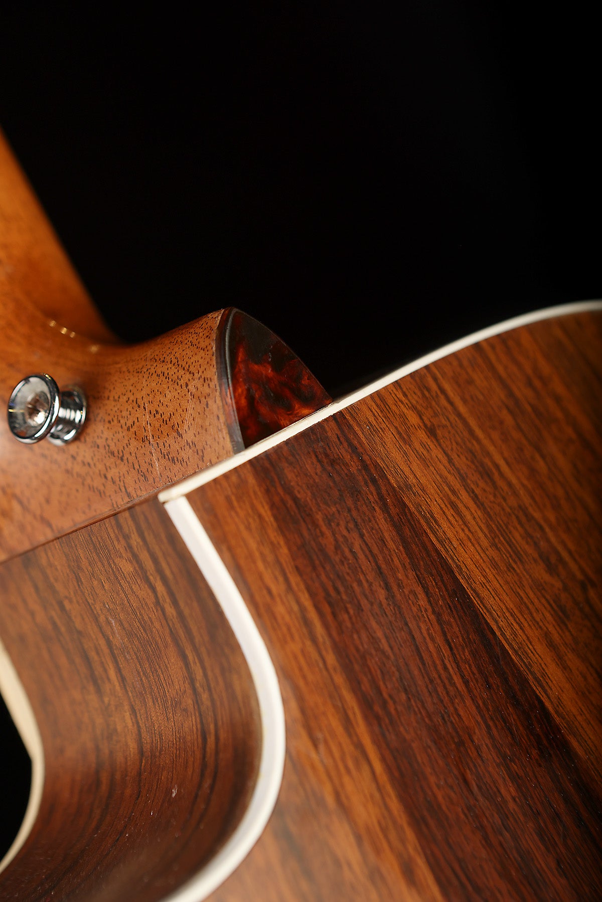 Martin OMC-160GTE Preowned 2013 - Acoustic Centre Music Store, Melbourne Australia