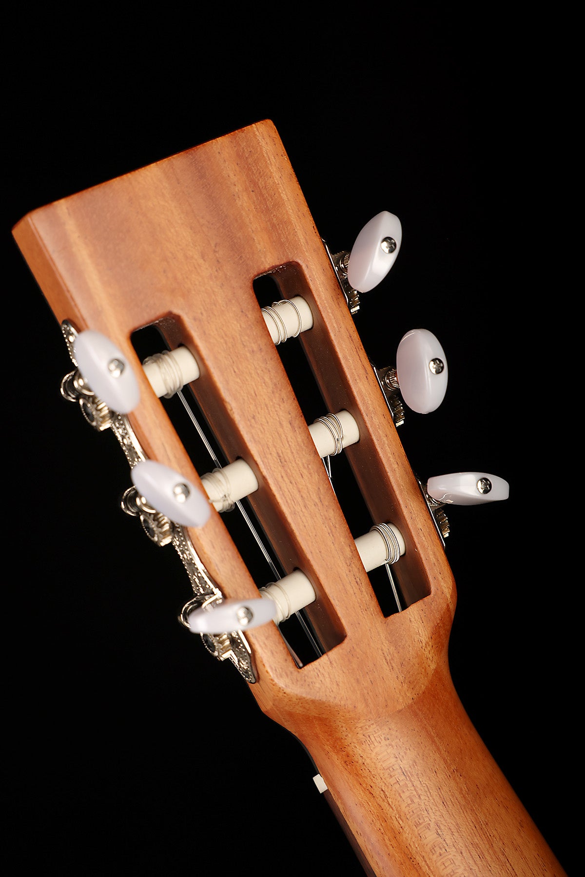 Esteve Crossover 'Natural' Spruce Cutaway Classical Acoustic Electric Guitar