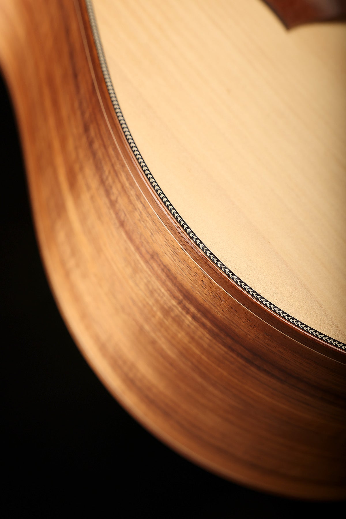 Maton EA80C Australian 2025 'Natural' Preowned 2025