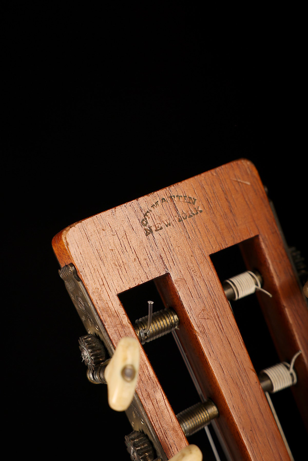 Martin 2-23 Size 2 Preowned circa 1850-1865