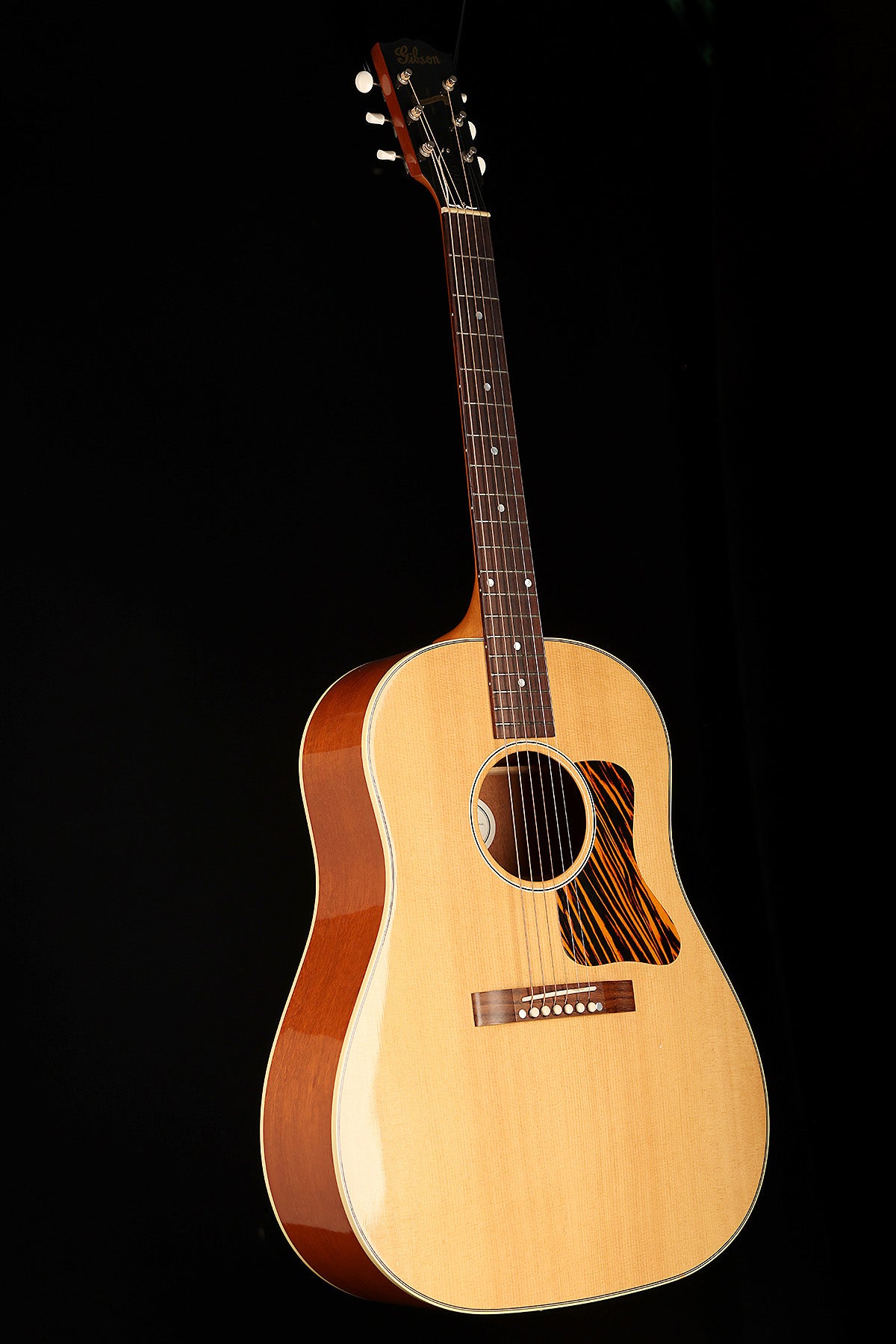 Gibson J-35 Preowned 2015