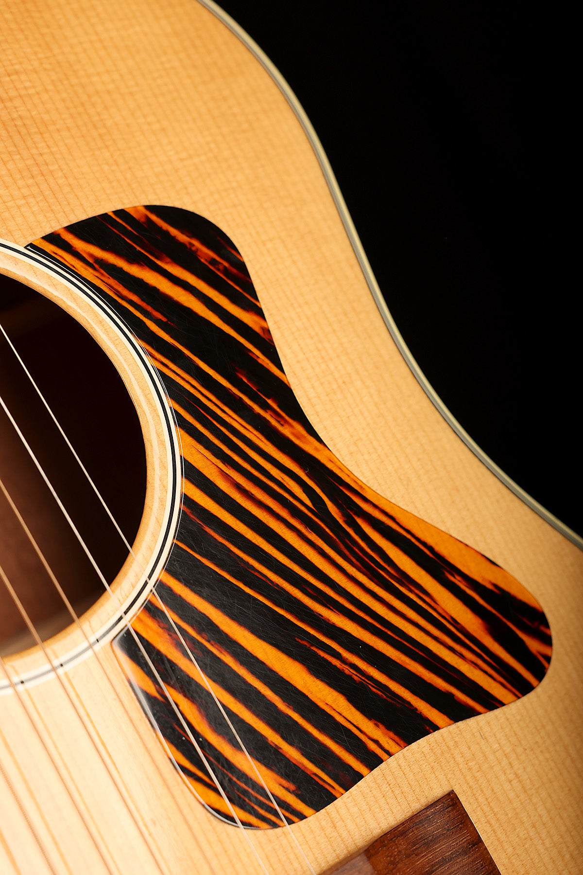 Gibson J-35 Preowned 2015