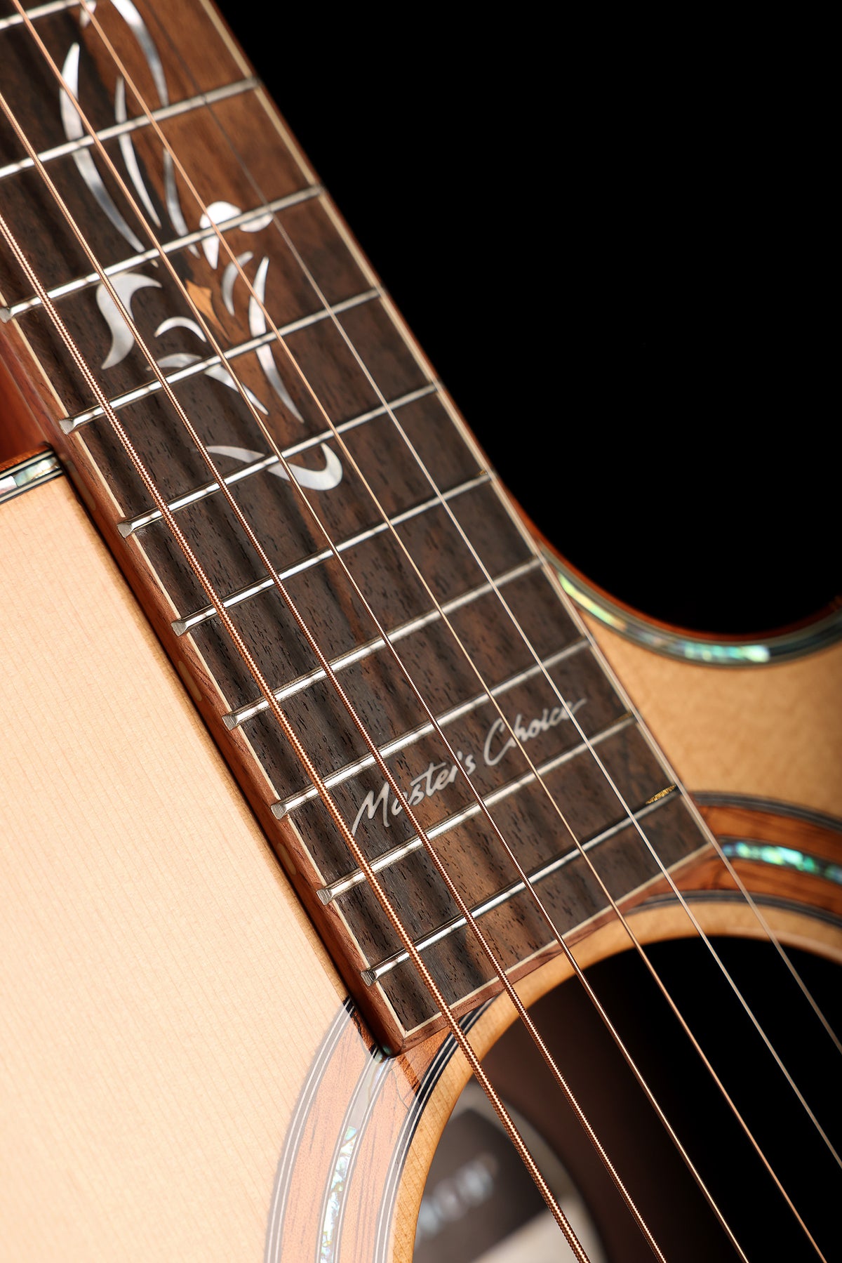 Furch Red Master’s Choice Gc-TR a ‘Natural’ Grand Auditorium Cutaway Acoustic Electric Guitar