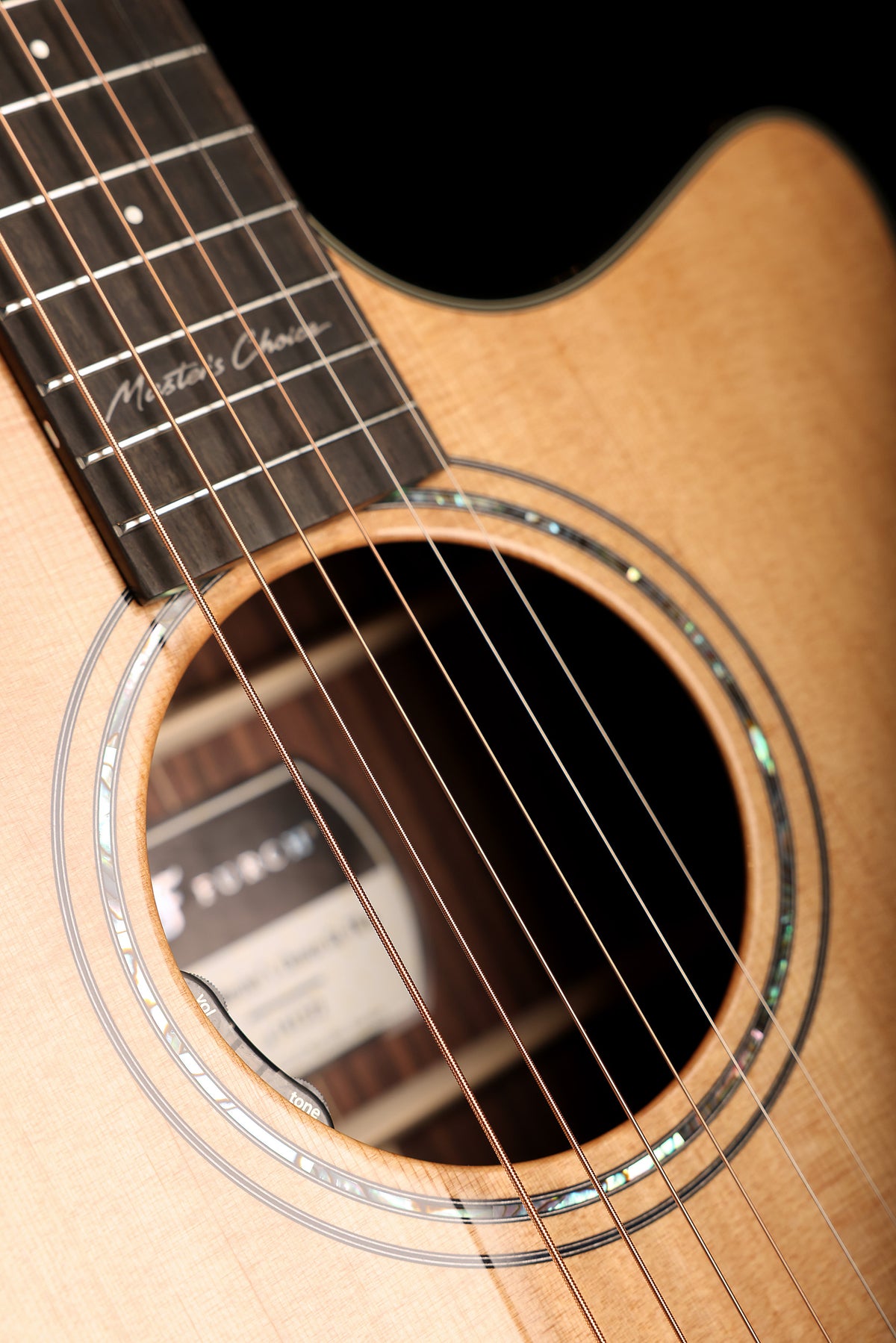 Furch Green Master’s Choice Gc-TR a ‘Natural’ Grand Auditorium Cutaway Acoustic Electric Guitar