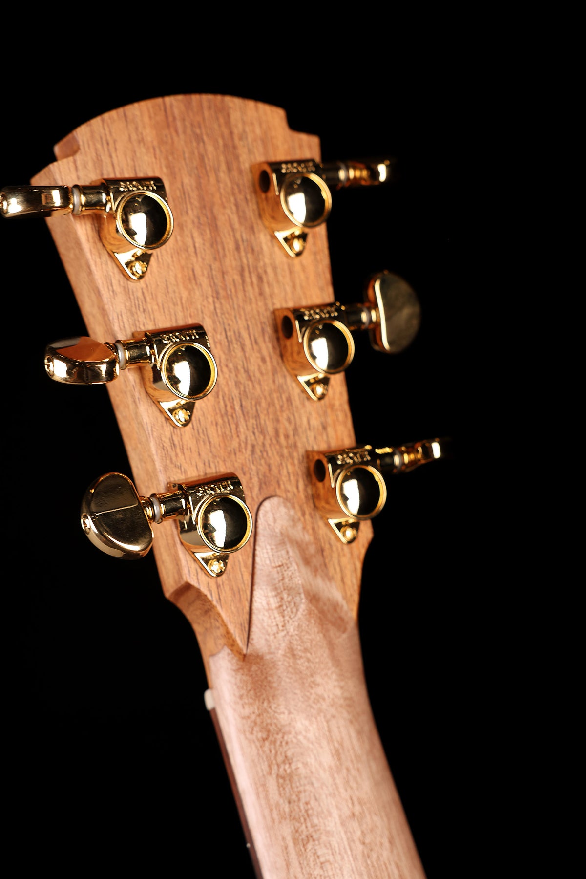 Cole Clark AN2EC ‘Natural’ Angel Grand Auditorium Cutaway 'Redwood / Australian Blackwood' Acoustic Electric Guitar