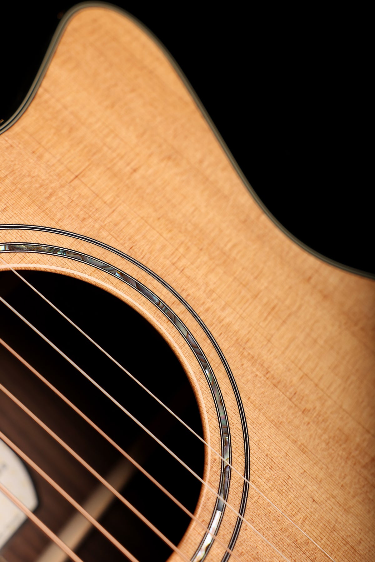 Furch Yellow Master’s Choice Gc-TR a ‘Natural’ Grand Auditorium Cutaway Acoustic Electric Guitar
