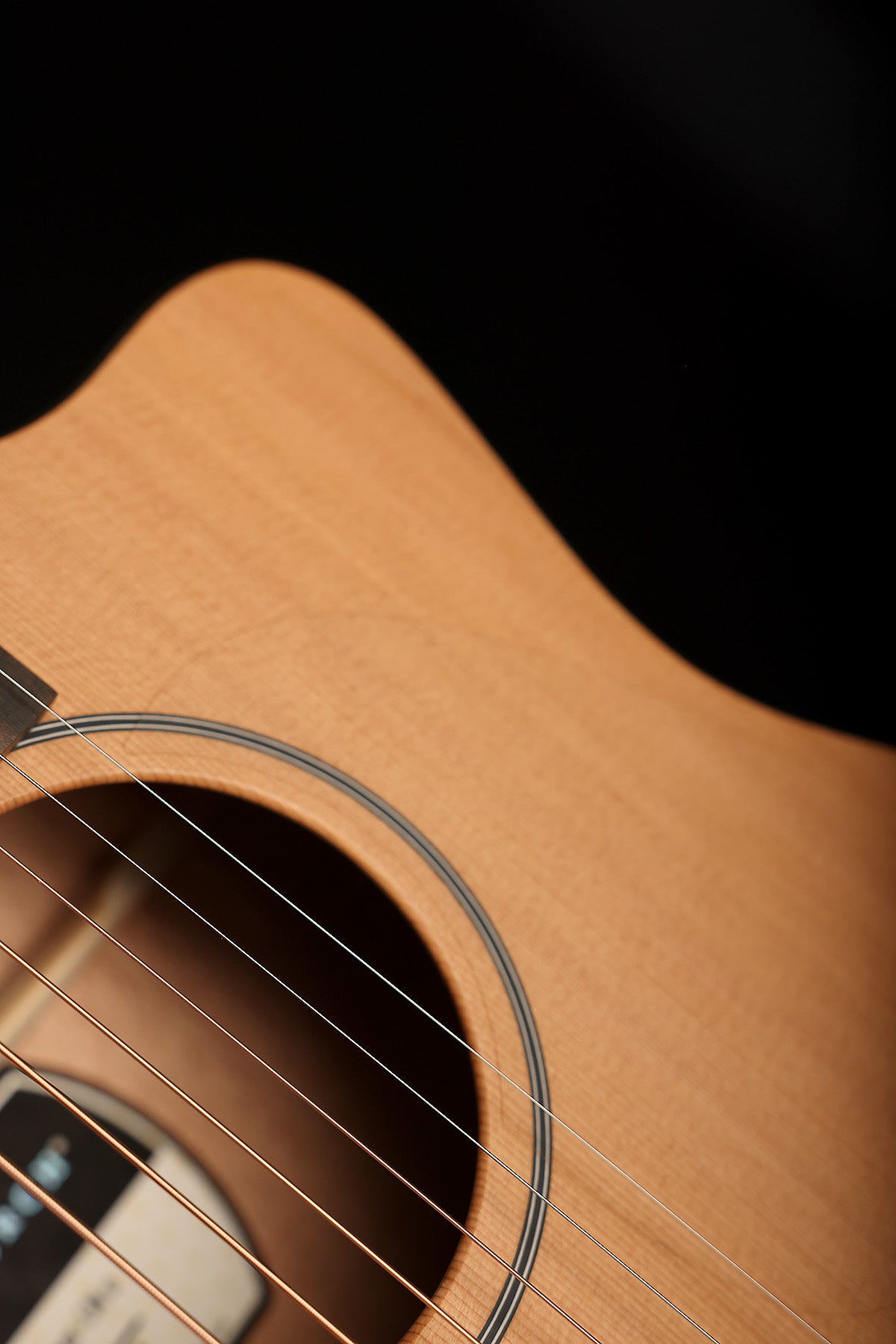 Furch Pioneer-CMe a 'Western Red Cedar / African Mahogany' 'Natural' Travel Acoustic Electric Guitar