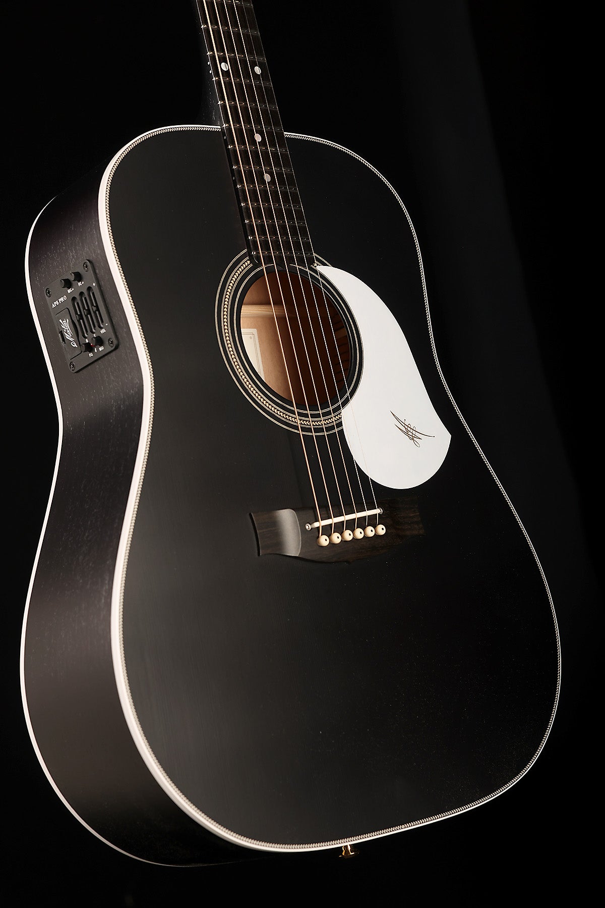 Maton Troubadour Dreadnought Custom ‘Tuxedo’ Acoustic Electric Guitar