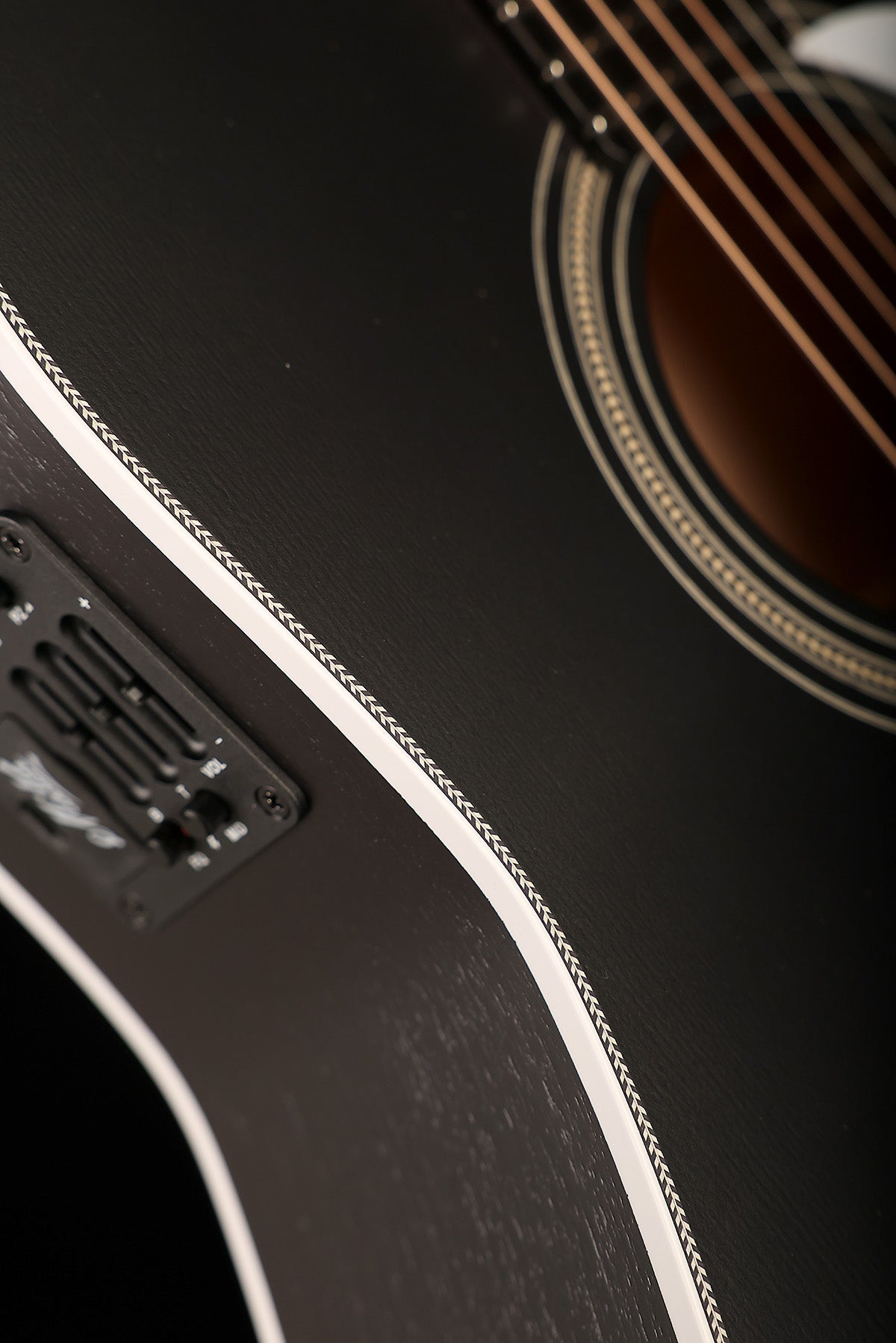 Maton Troubadour Dreadnought Custom ‘Tuxedo’ Acoustic Electric Guitar