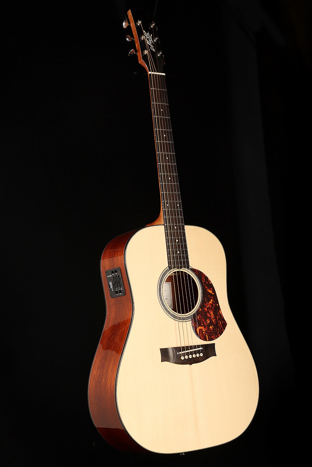 Maton Master Built Dreadnought 'Adirondack / Australian Red Cedar' Preowned 2026