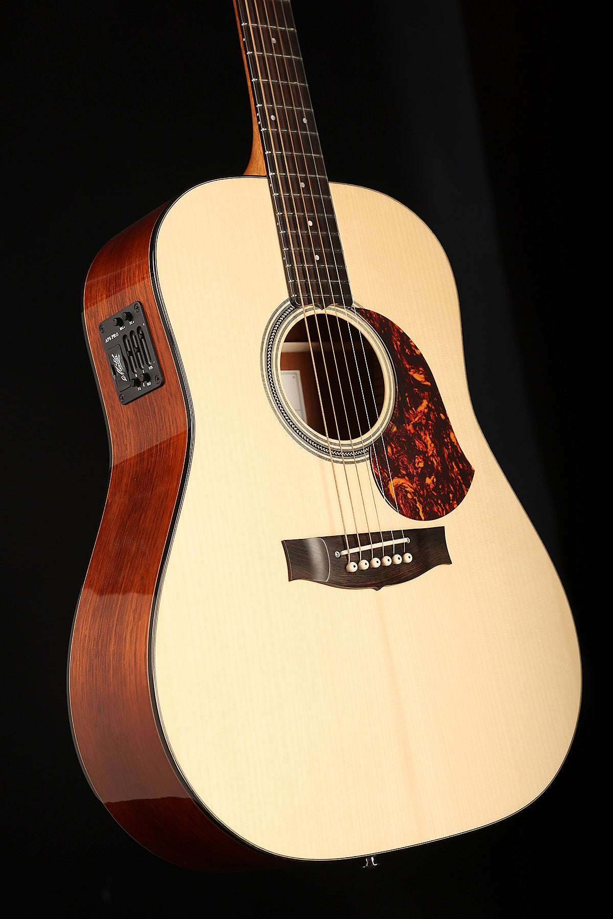Maton Master Built Dreadnought 'Adirondack / Australian Red Cedar' Preowned 2026