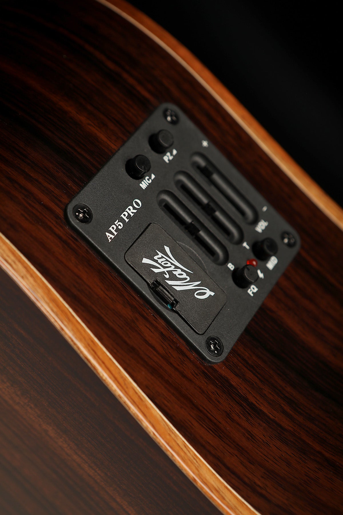 Maton EM100 Messiah &#39;AAA Spruce / Indian Rosewood&#39; Acoustic Electric Guitar - Acoustic Centre Music Store, Melbourne Australia