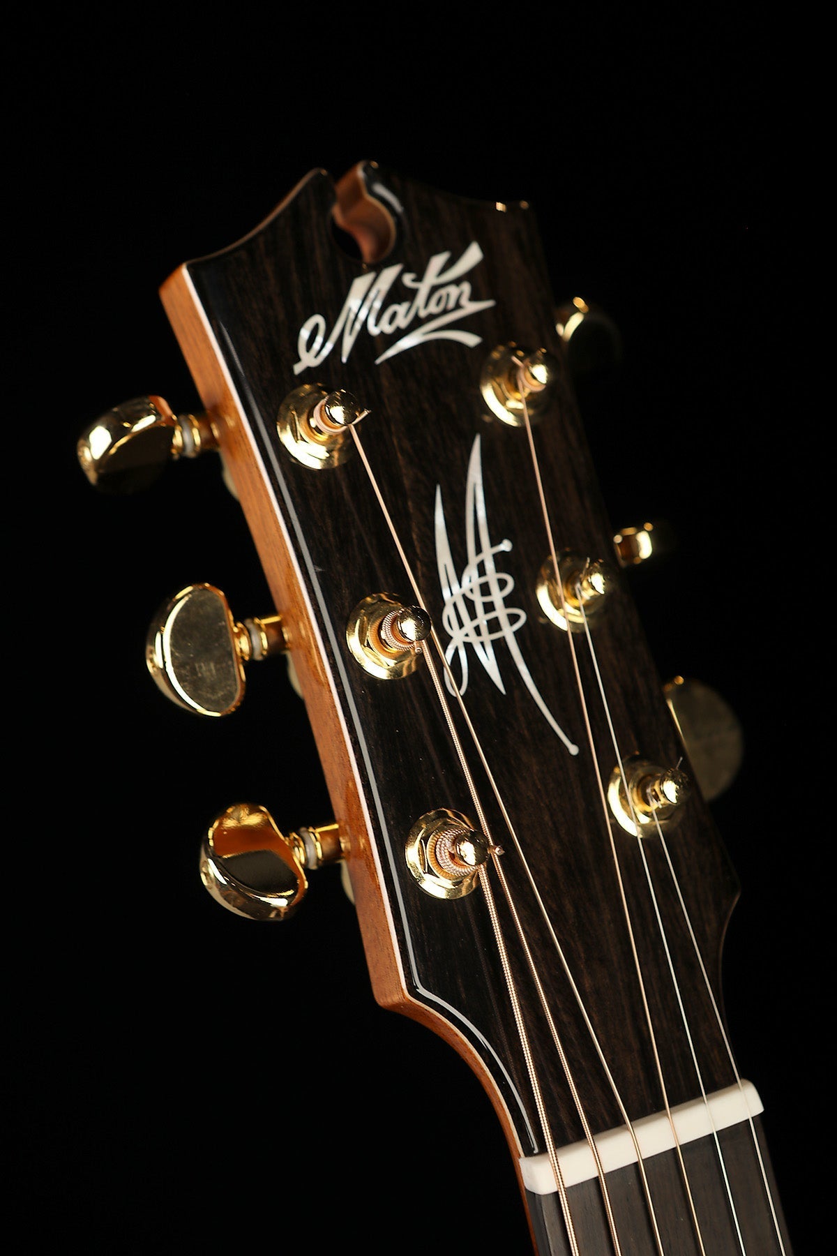 Maton EM100 Messiah &#39;AAA Spruce / Indian Rosewood&#39; Acoustic Electric Guitar - Acoustic Centre Music Store, Melbourne Australia