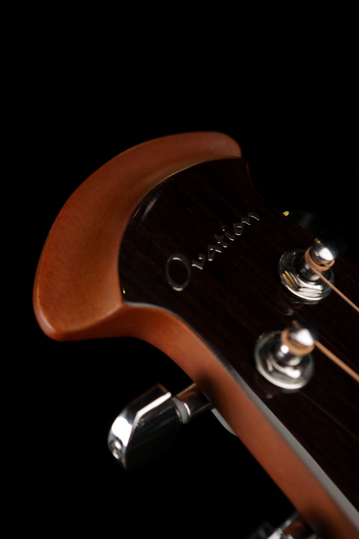 Ovation CE44-5 Celebrity Elite Mid Bowl &#39;Black&#39; Acoustic Electric Guitar - Acoustic Centre Music Store, Melbourne Australia