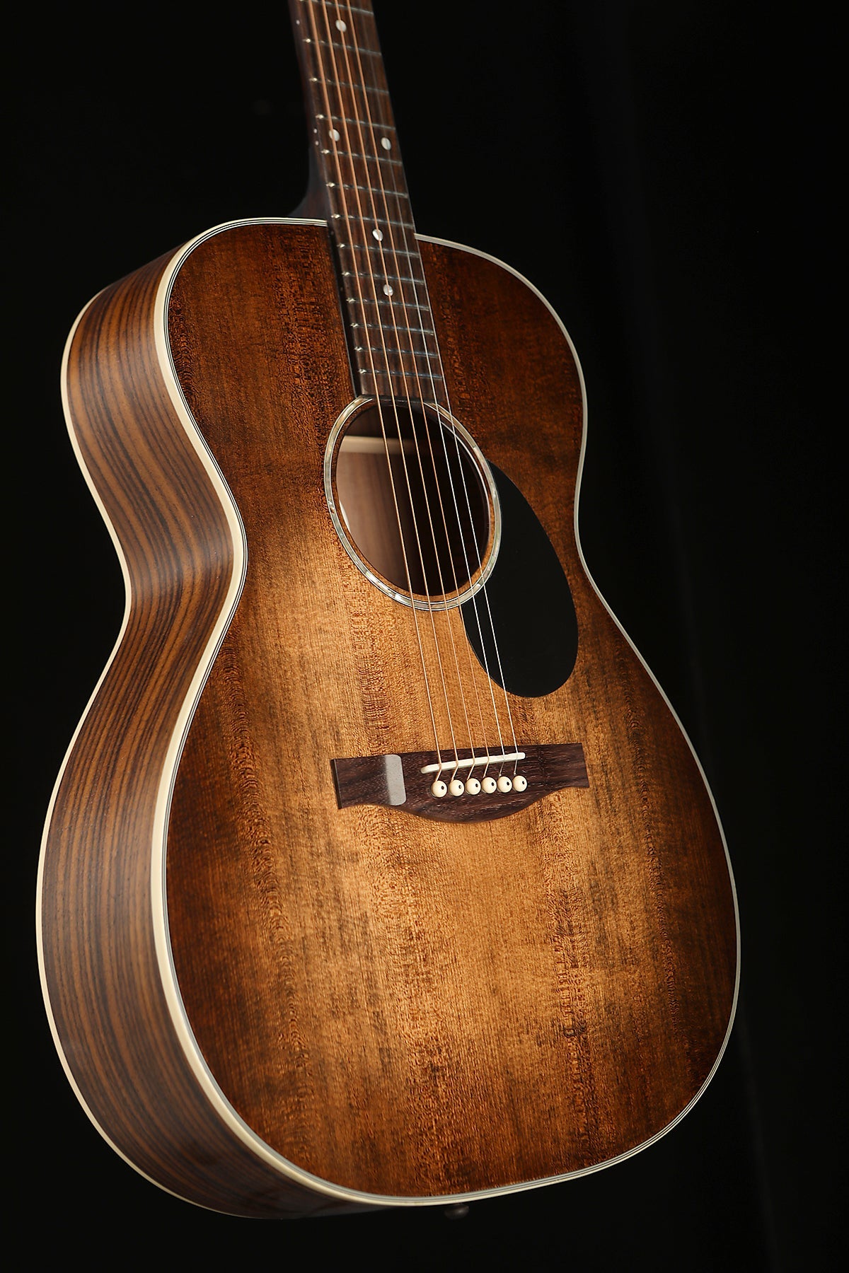 Eastman PCH2-OM-CLA &#39;Classic Finish&#39; Acoustic Guitar - Acoustic Centre Music Store, Melbourne Australia