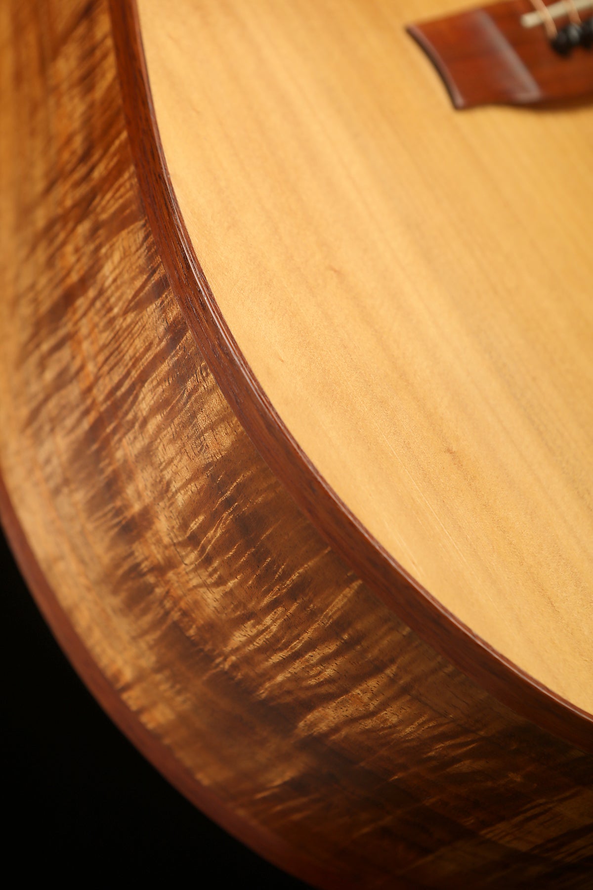 Chris Wynne Dreadnought 'Bunya Pine / Fiddleback Blackwood' Preowned 2007 - Acoustic Centre Music Store, Melbourne Australia