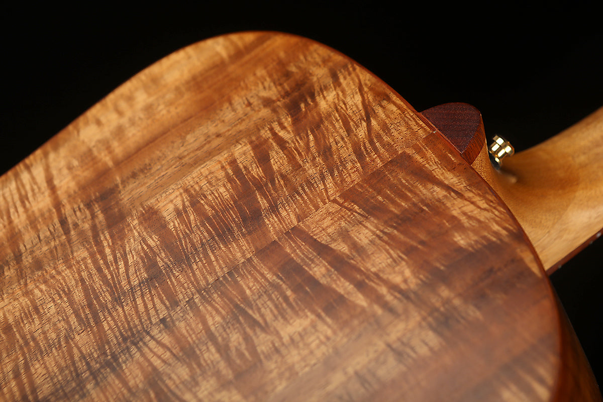 Chris Wynne Dreadnought 'Bunya Pine / Fiddleback Blackwood' Preowned 2007 - Acoustic Centre Music Store, Melbourne Australia