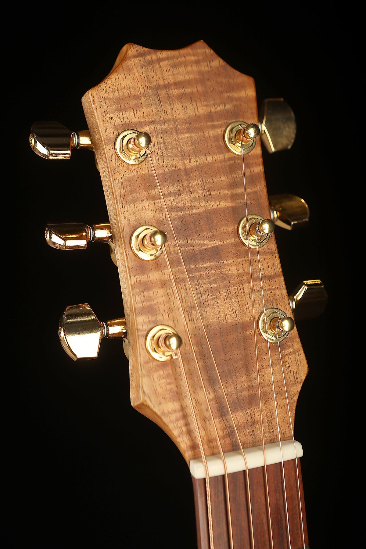 Chris Wynne Dreadnought 'Bunya Pine / Fiddleback Blackwood' Preowned 2007 - Acoustic Centre Music Store, Melbourne Australia